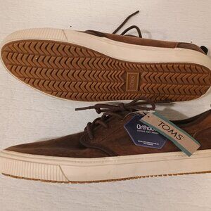 Tom's water-resistant leather Carlo Terrain casual sneakers